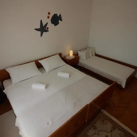 Apartment Wunderschoene Ferienwohnung In Mit Eigenem Balkon *