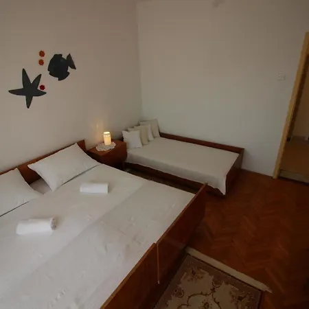 Wunderschoene Ferienwohnung In Mit Eigenem Balkon Apartment *