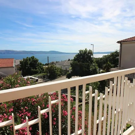 Wunderschoene Ferienwohnung In Mit Eigenem Balkon *